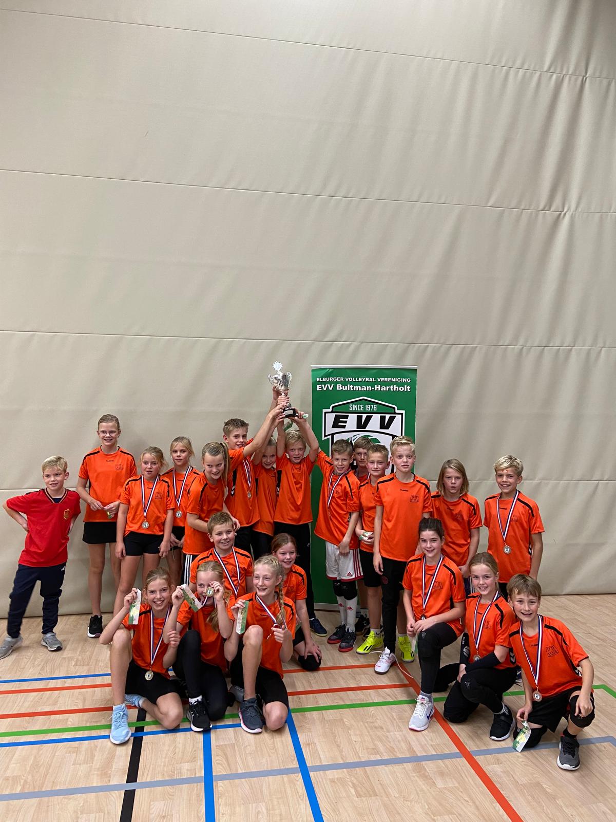 PWA wint opnieuw de beker bij het scholentoernooi 🏆