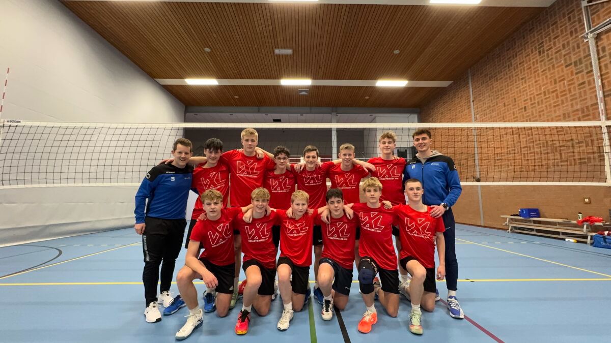 EVV/Blauw Wit door naar finale NOJK!